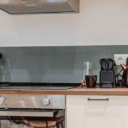 Discover Apartment Livorno Bagian luar foto