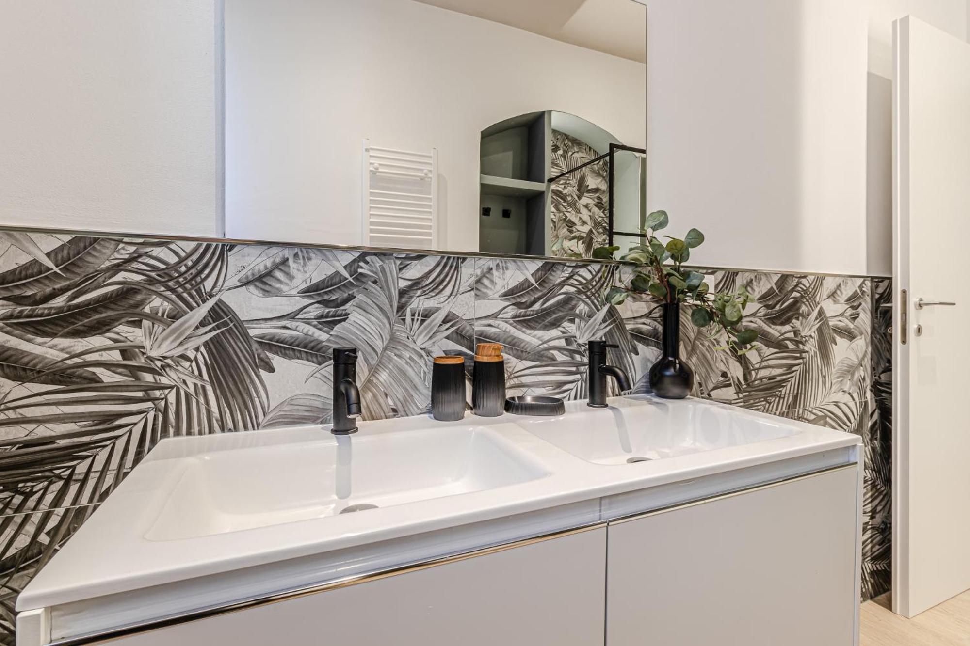 Discover Apartment Livorno Bagian luar foto