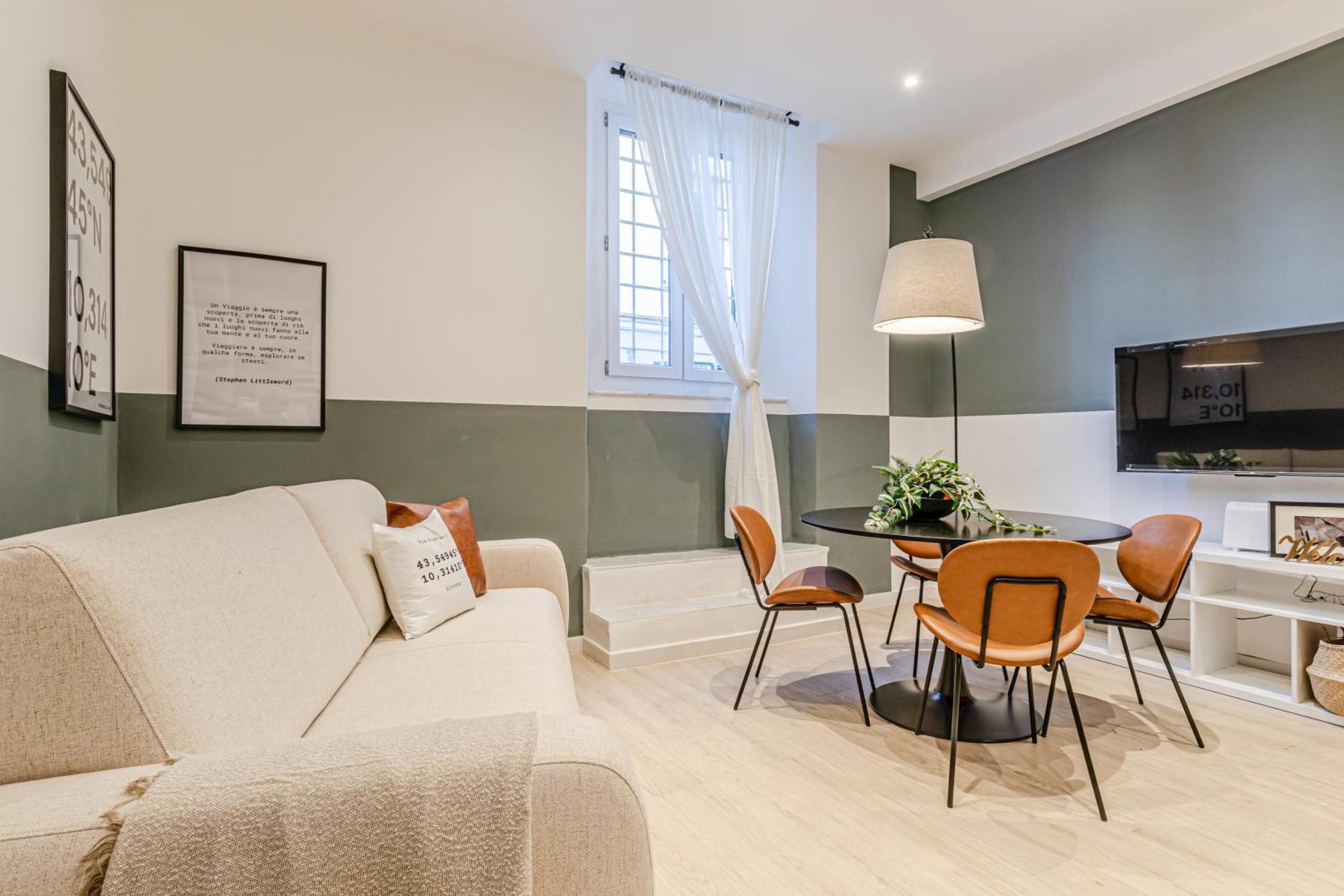 Discover Apartment Livorno Bagian luar foto